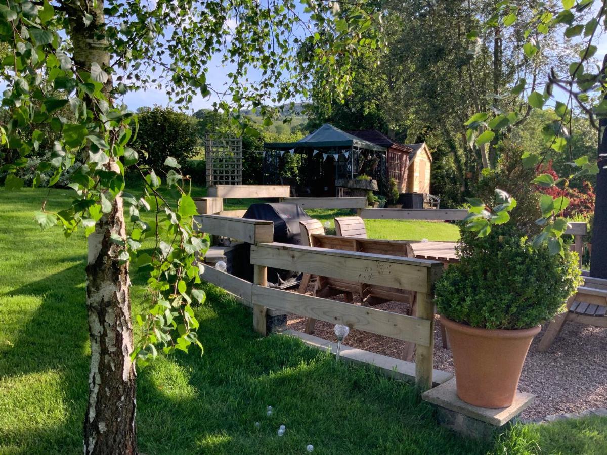 Llanwenarth Cottage A Beautiful Place To Just Be. Abergavenny Kültér fotó